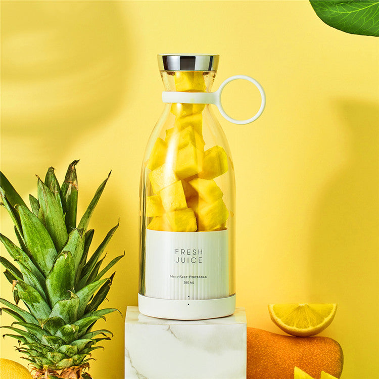 Portable USB Blender – Fresh Juices Anytime, Anywhere